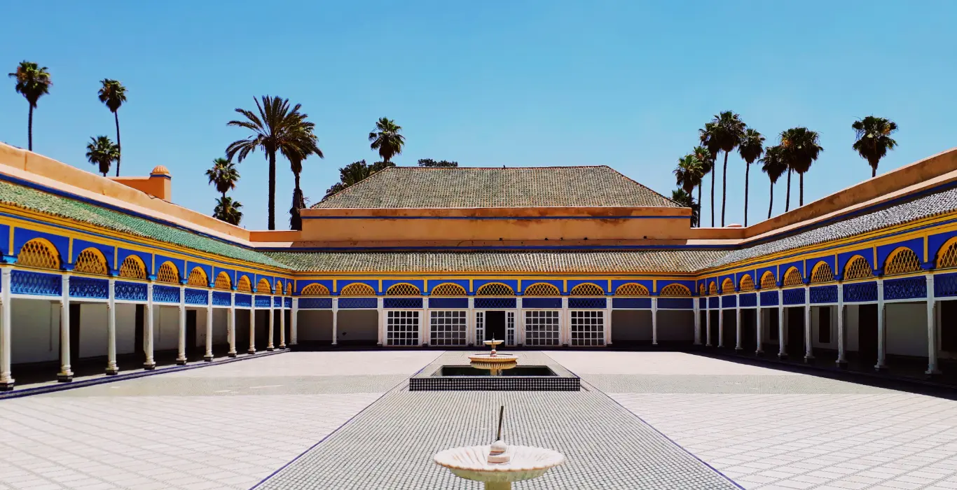 abdelhamid-azoui-KfPbqki_4yw-unsplash-cropped