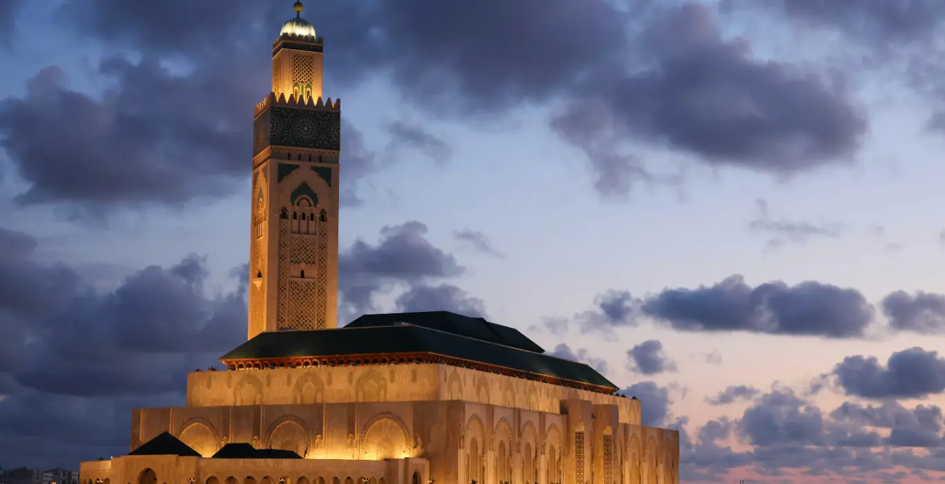 kristijan-nikodinovski-nkav4Pi-UwY-unsplash-cropped (1)