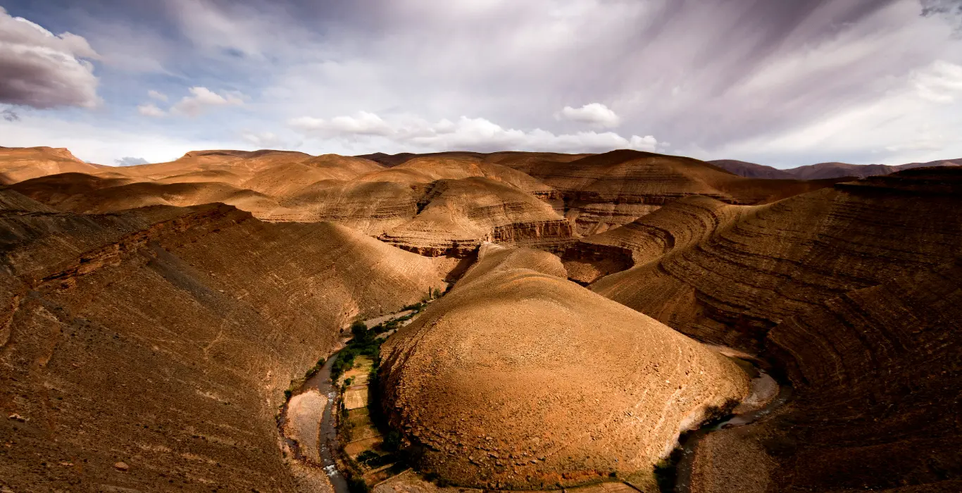 sergio-gomez-LpqXB3XrPAQ-unsplash-cropped